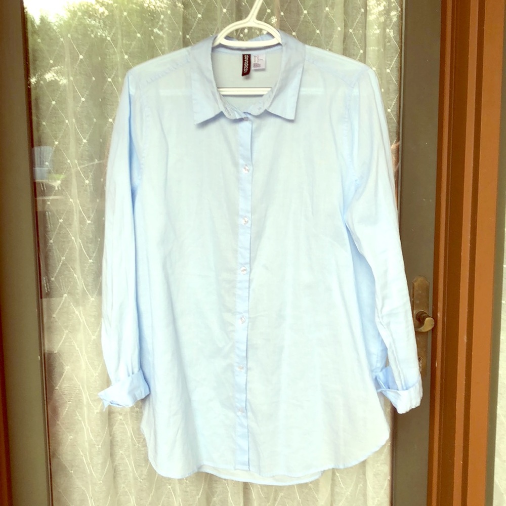 H&M Divided, light blue, collared button down